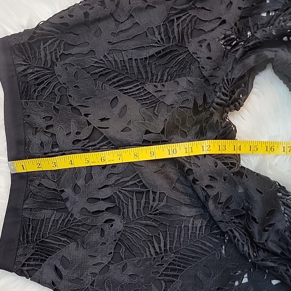 Sophisticated Black Wide Leg Lace Pants - Picture 7 of 8